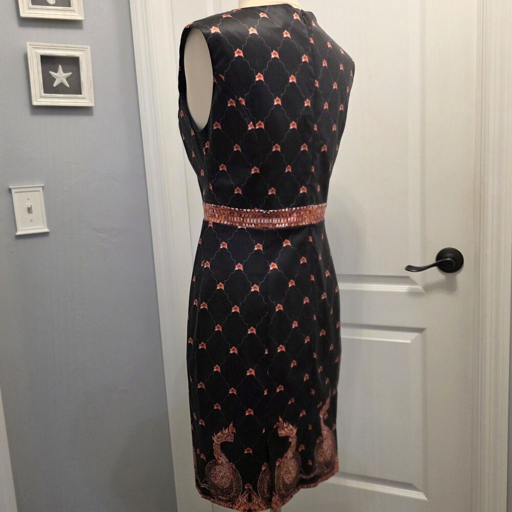 Mackenzie Mode Lined Dress Asian Dragons Print Floral Sheath Sleeveless Womens 8 - Picture 4 of 9